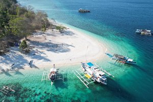 Kičaste plaže na poti
