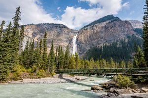 Takakkaw Falls