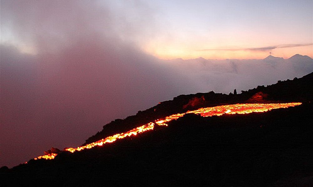 Lava na Pacayi; včasih je, včasih je ni