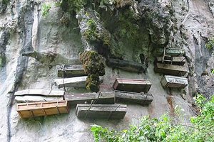 Viseče krste s posmrtnimi ostanki, Sagada