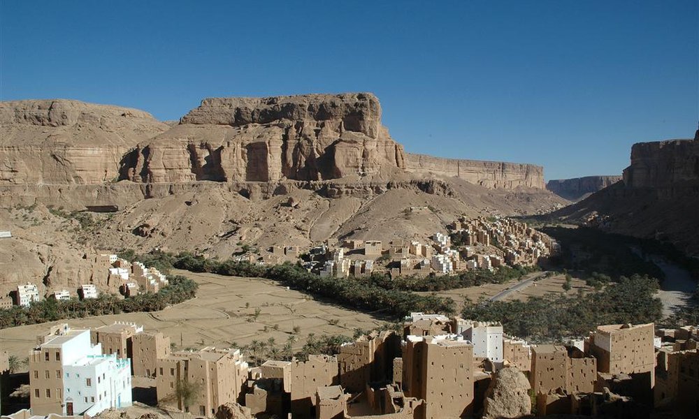 Prelepe doline posute z dateljnovimi palmami, Wadi Dawan