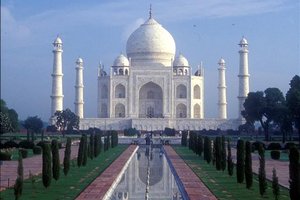 Najlepši spomenik ljubezni - Taj Mahal