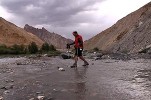 Prečenje rek, Markha Valley trek