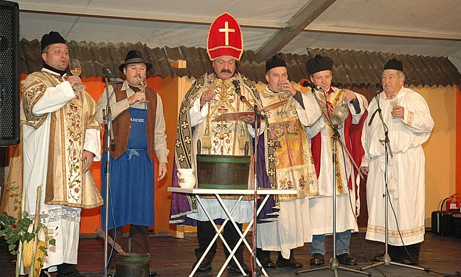 Krst mošta