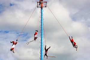 Voladoresi