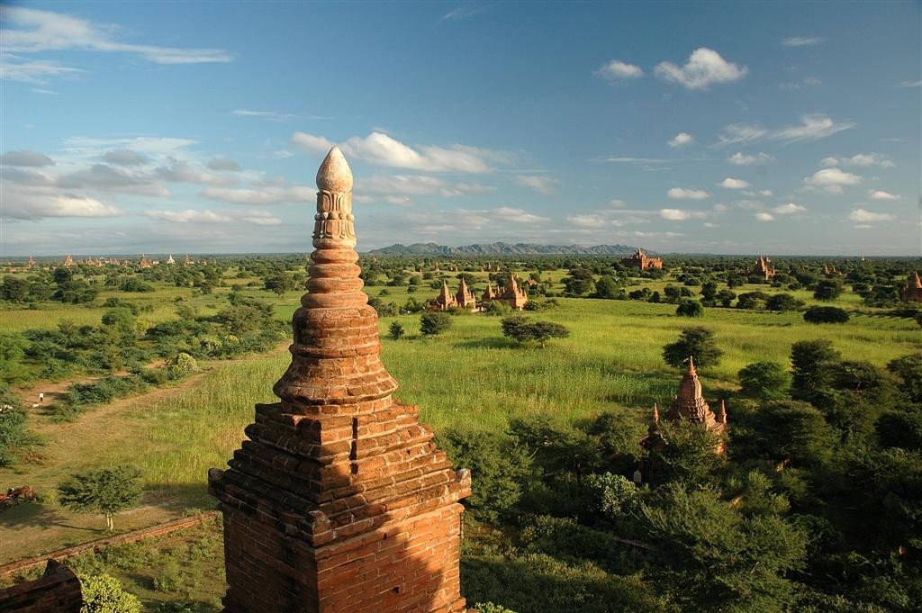 Kraljevina Bagan in tisočere stup