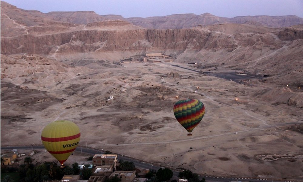 Z balonom nad Dolino kraljev, Luxor
