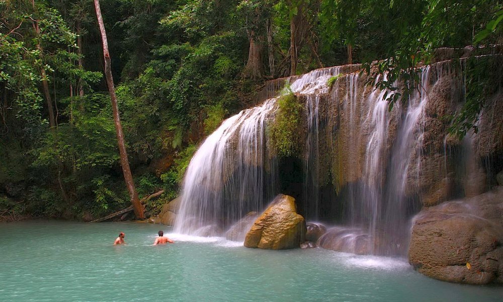 Park Erawan in tolmunčki v gozdu
