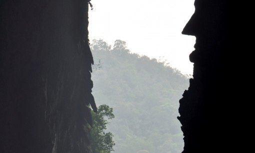 Znamenita jama Deer Cave