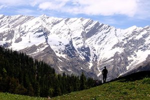Nad dolino Solang, na vrhu gondole