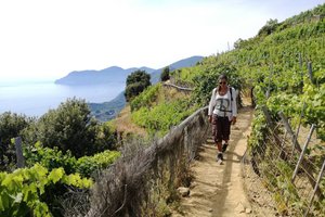 Cinque Terre in Cinque Tramonti, Italija - 6789.jpg