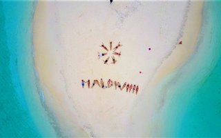 Maldivi  L - 7135.jpg